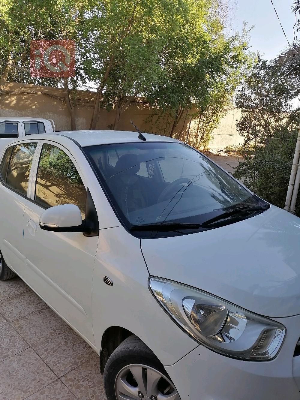 هيونداي i10